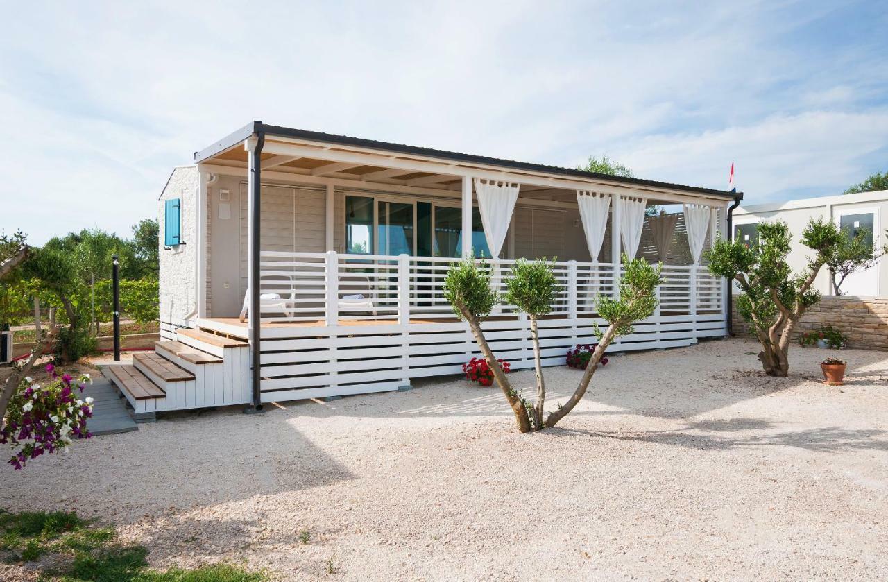 Camp San Antonio Hotel Biograd Na Moru Exterior foto